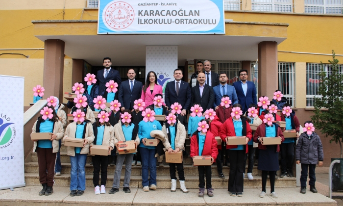 GAGİAD’dan öğrencilere anlamlı destek