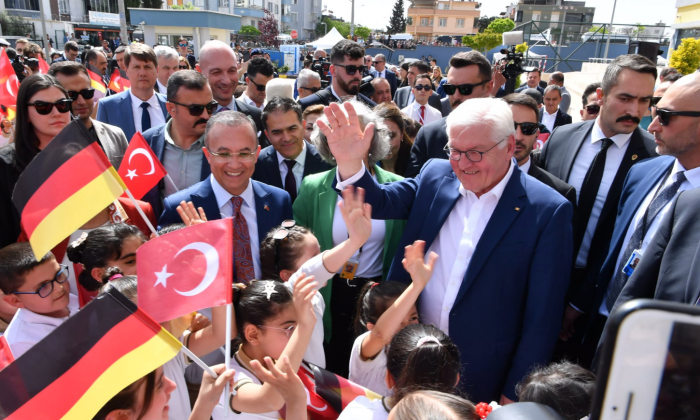    Steinmeier’den  Gaziantep'te Okul Ziyareti