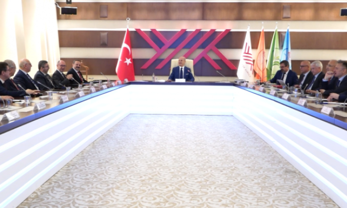 YÖK'ten “Engelsiz Üniversite”lere “Bayrak ve Nişan” Ödülü