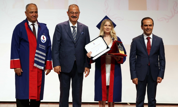 SANKO Üniversitesi’nde mezuniyet heyecanı
