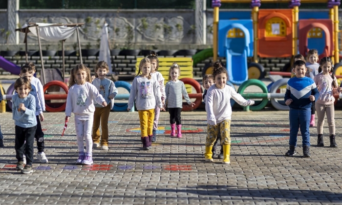 Okullarda ilk zil "uyum" için  çaldı