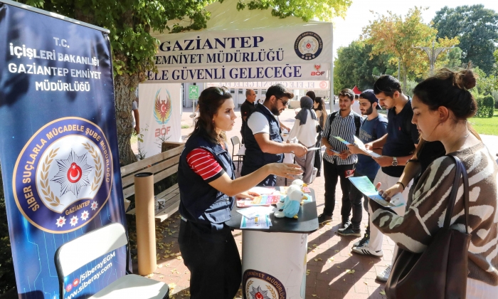    GAÜN’de öğrencileri bilgilendirildi