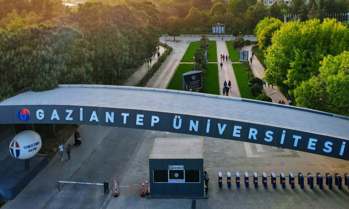    GAÜN'den özel yetenekli öğrencilere destek!