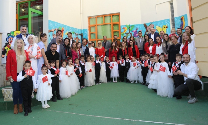 Gaziantep Kolej Vakfı’nı Cumhuriyet coşkusu sardı