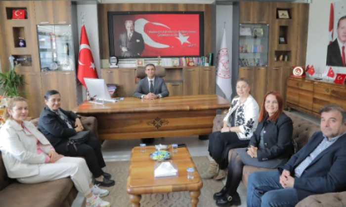    Akademisyenler, Erdal Kılınç’a önemli ziyaret!