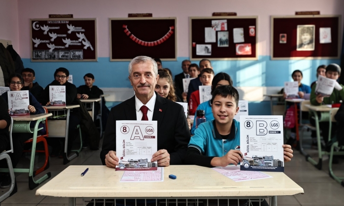 Şahinbey’den öğrencilere destek   