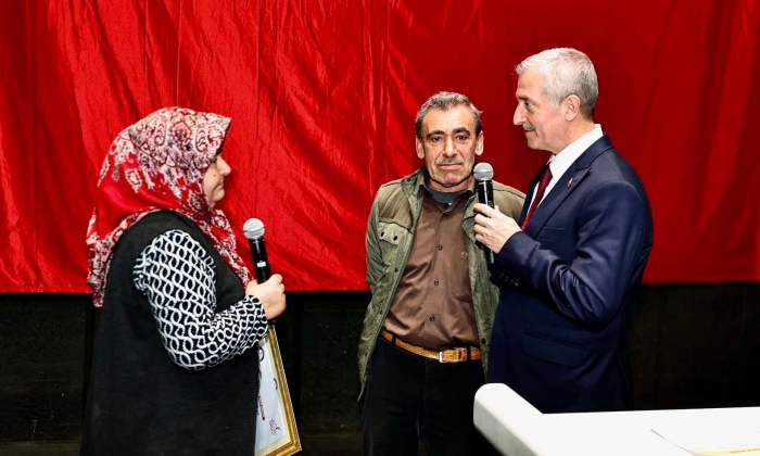    Evlilik Okulu’nda 548 çifte sertifikalarını aldı