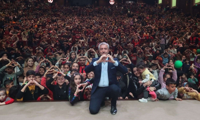    Tahmazoğlu’ndan 23 Nisan Çocuk Şenliğine Davet