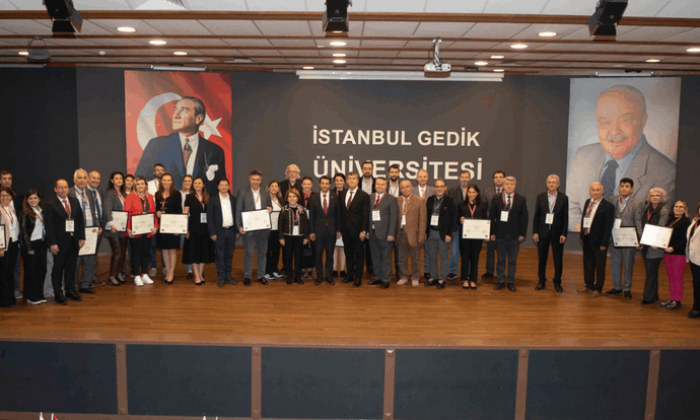 HKÜ Dört Bölümü Daha Akredite Oldu!