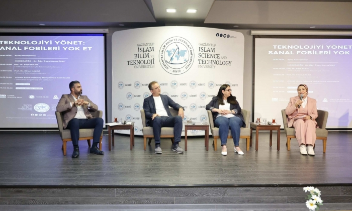 GİBTÜ’de dijital farkındalık  etkinliği