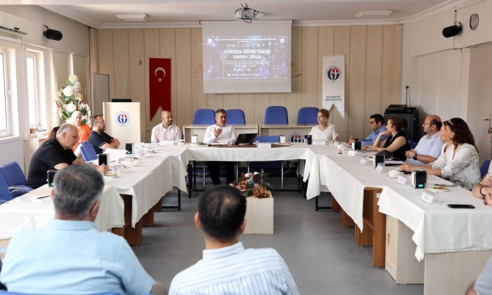 GAÜN’de Yapay Zekâ Masaya Yatırıldı   