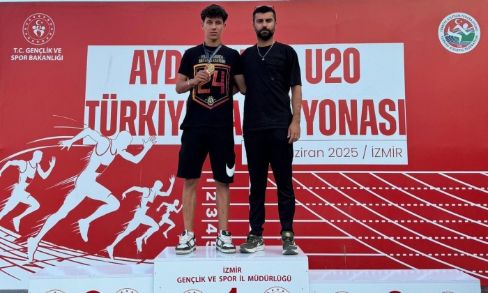 Furkan Kanlı  Atletizmde Türkiye Şampiyonu Oldu