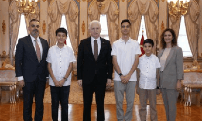    Özyurtseven Kardeşlerden Vali Gül’e Ziyaret!