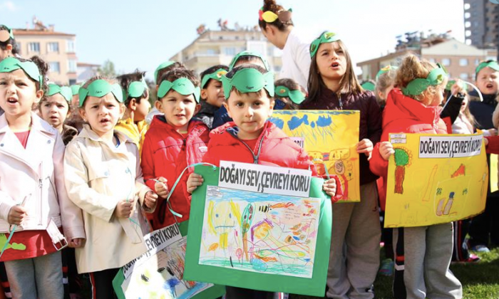 Sankolu miniklerden "Doğayı Sev, Çevreni Koru" yürüyüşü