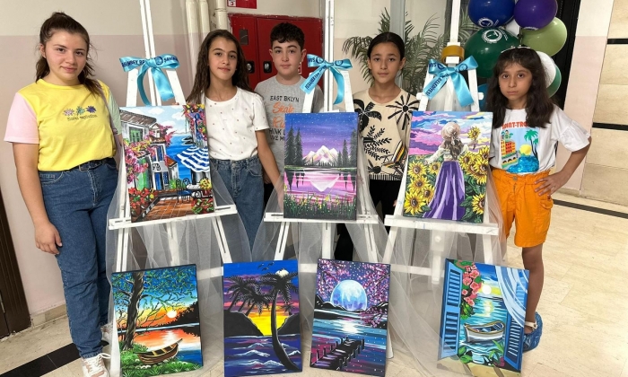 Minik öğrencilerden muhteşem tablolar