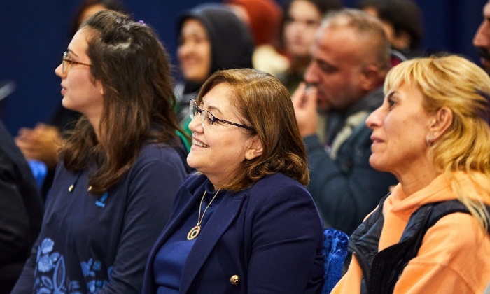 Büyükşehir'den öğretmenlere bisiklet!