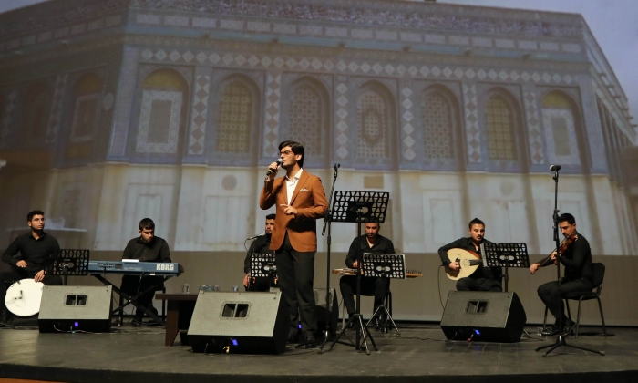 GAÜN’de ilahi dinletisi