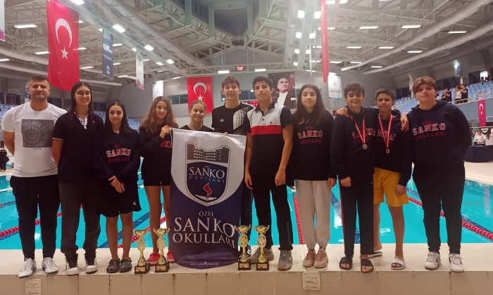 SANKO Okullarının yüzme başarısı