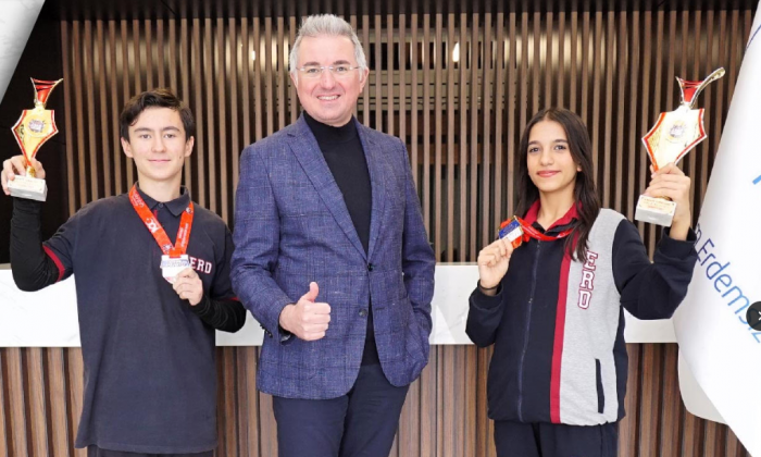 Erdem Koleji'nde karatede büyük başarı   