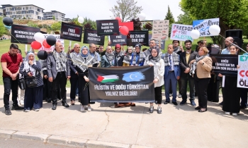 HKÜ’de Filistin'e Destek Yürüyüşü