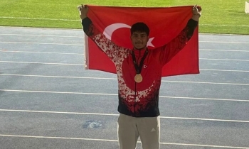 GAÜN’lü öğrenci altın madalya kazandı   