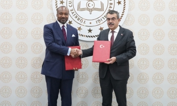 İmzalar eğitim için atıldı   