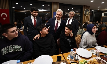    Tahmazoğlu öğrencilerle biraraya geldi   