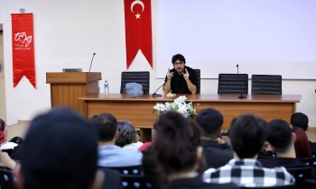 Ünlü Yönetmen Evci GAÜN Öğrencileri İle Buluştu