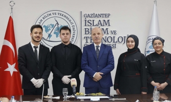 Öğrencilerden YÖK Başkanı’na Unutulmaz Lezzet Deneyimi