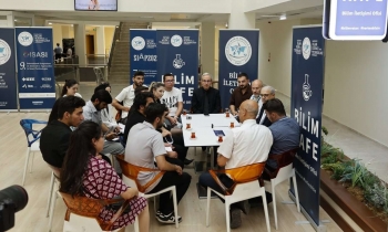 Bilim Kafe GİBTÜ’de Gençlerle Buluştu