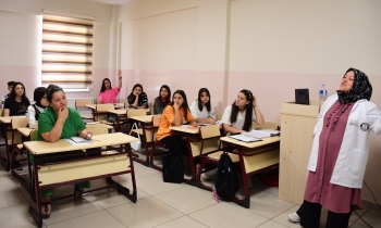 Ücretsiz kurs ile İngilizce öğreniyorlar