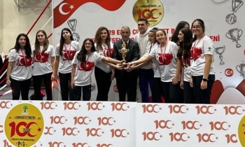 SANKO Okulları'nın kupa başarısı!