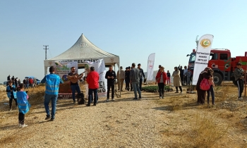 GAÜN Yüzlerce Fidan Toprakla Buluşturdu