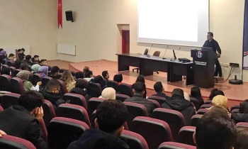 Gaün’de Kan Ver Can Ver Semineri